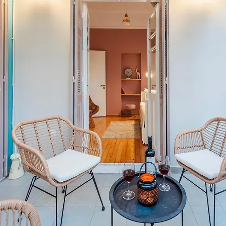 Ira's Design Gem-downtown Family Haven Kalamata