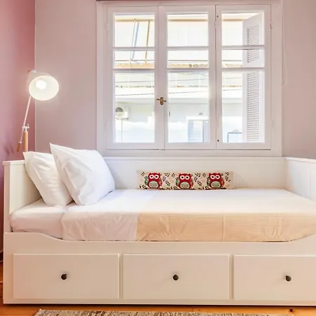 Dom wakacyjny Ira's Design Gem-downtown Family Haven *